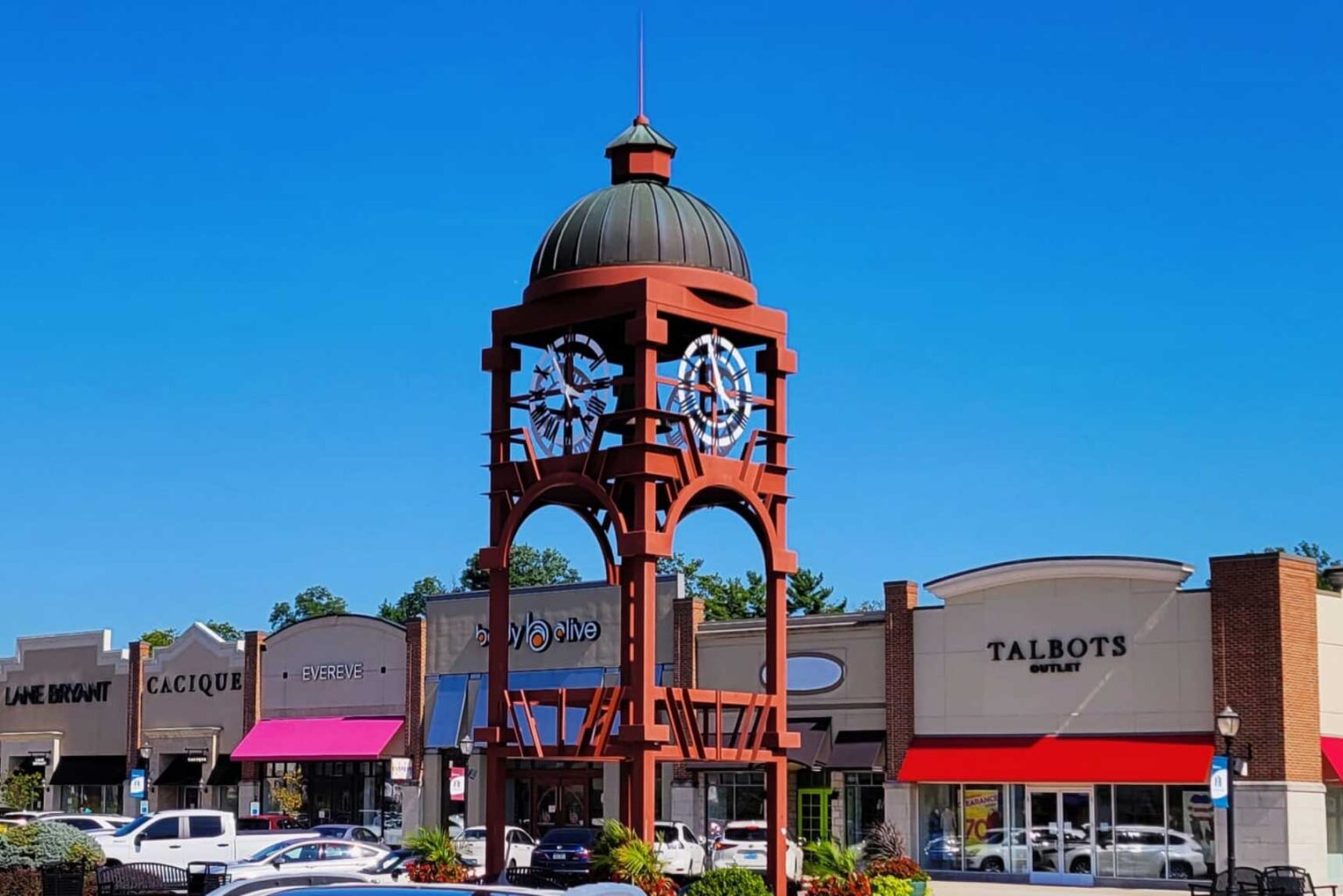 Leasing Crestview Hills Town Center